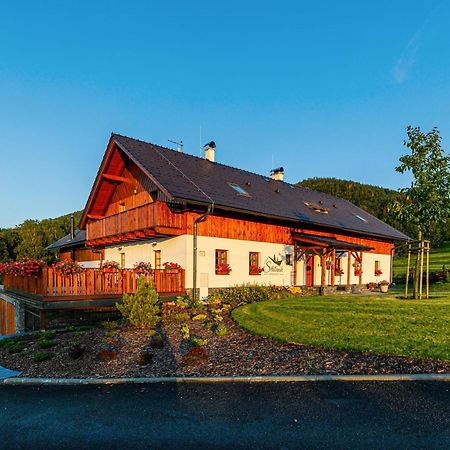 Penzion Stribrnik Krásná Zewnętrze zdjęcie