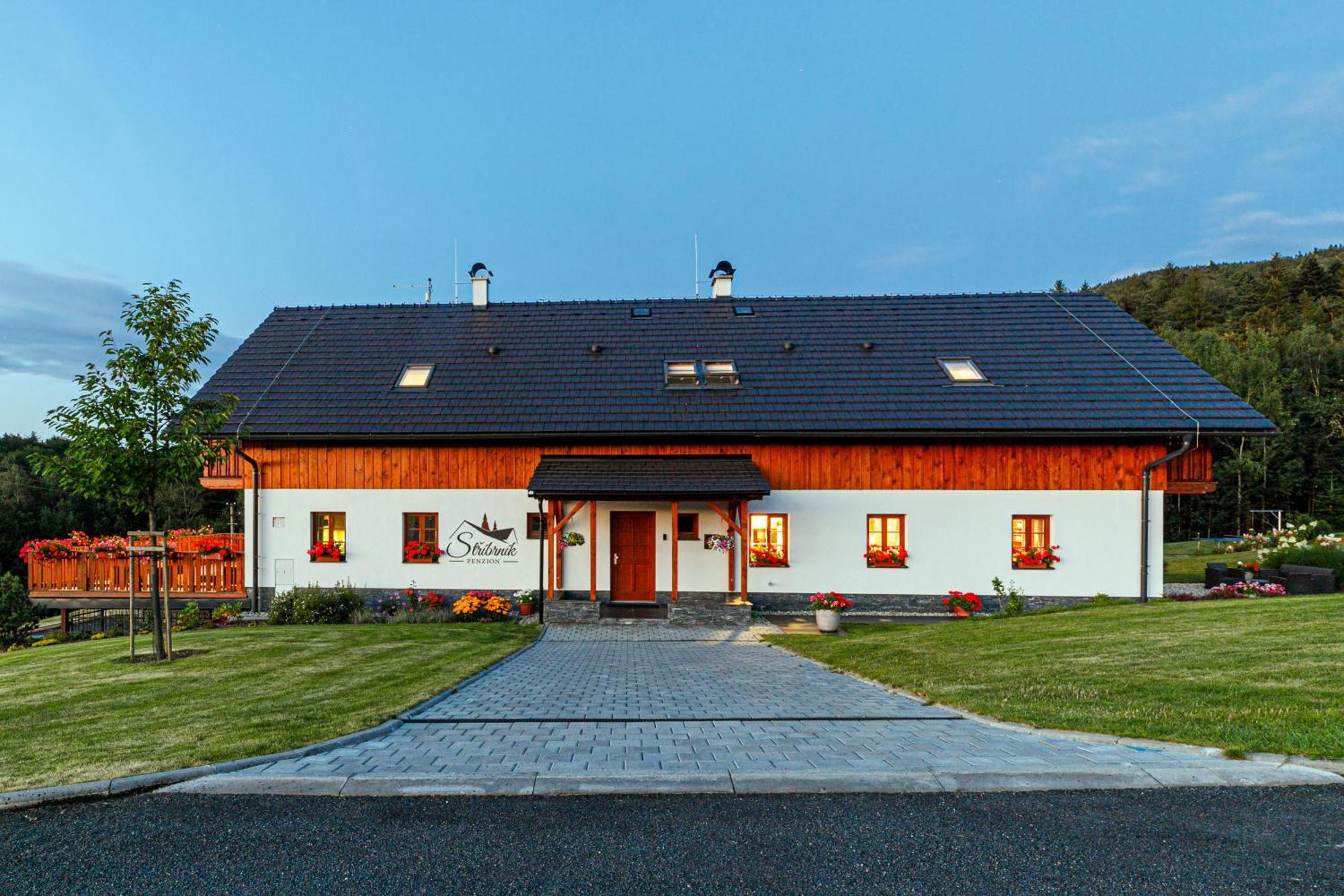 Penzion Stribrnik Krásná Zewnętrze zdjęcie